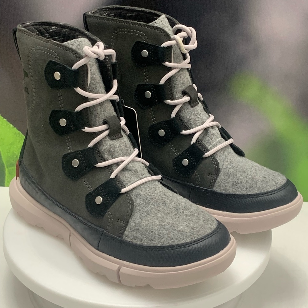 New!! Sorel Explore ll Joan Felt Boot WP Size 7 & 10.5 Grey
